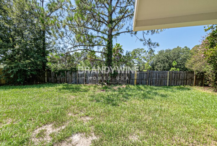 Building Photo - 7768 Rockridge Dr W