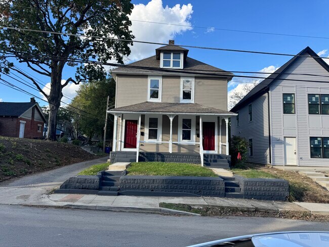 Building Photo - Fulton Duplex