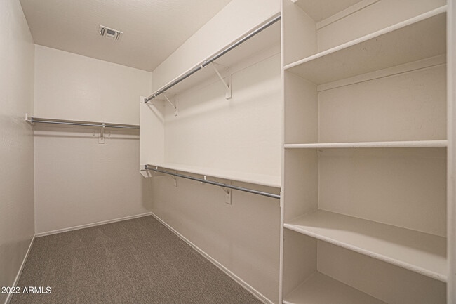 Building Photo - 15437 W Ventura St