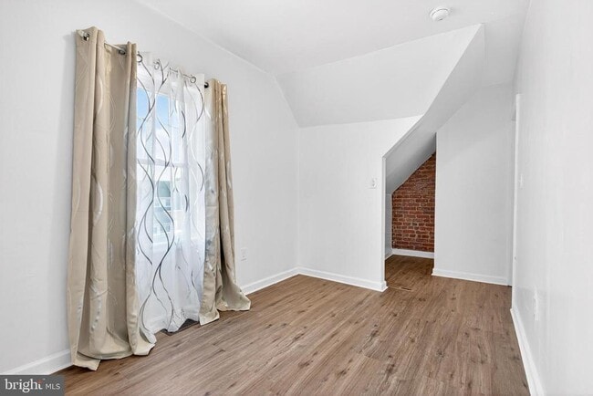 Building Photo - 1118 Sterling Ave