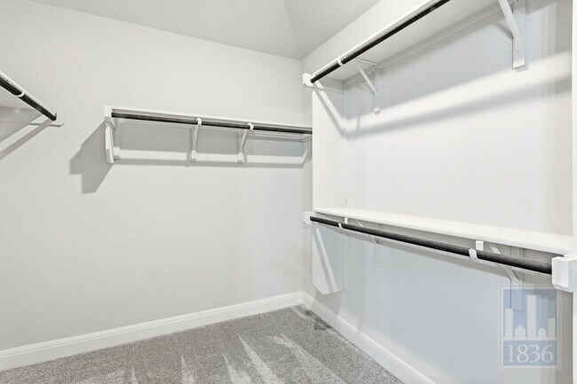 Building Photo - 555 Purple Heart Dr