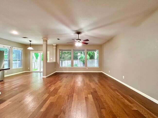 Building Photo - 13012 Kenswick Dr