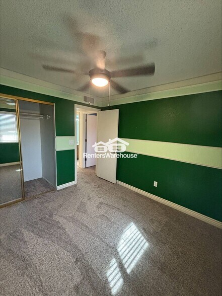 Building Photo - 1836 N Stapley Dr