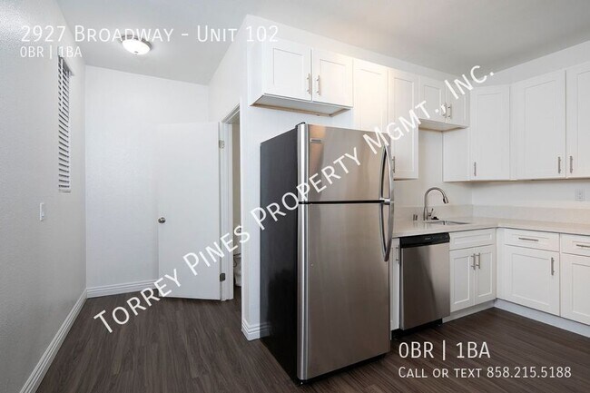 Building Photo - 2927 Broadway-Unit 102