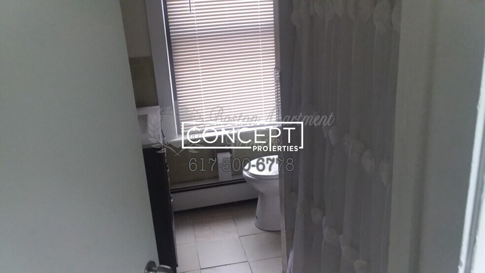 Building Photo - 38 Bradford St