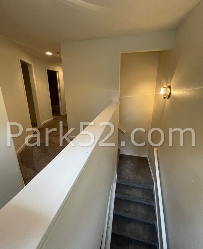Building Photo - 3 bedroom Townhome in Gig Harbor