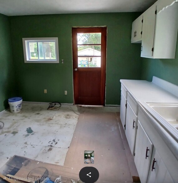 Building Photo - 272 Loop Hollow Rd