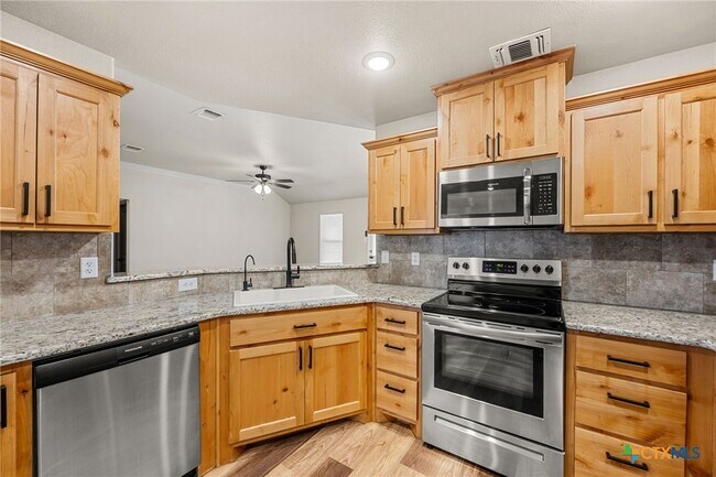 Building Photo - 2668 Belle Hubbard Trl
