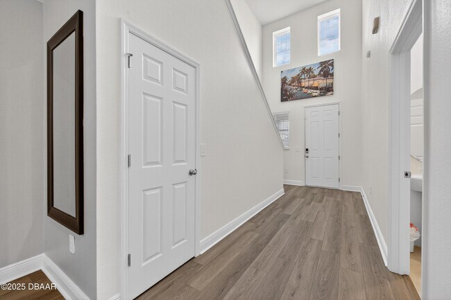 Building Photo - 284 Links Ter Blvd