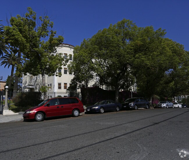 Building Photo - Miramonte Terrace Co