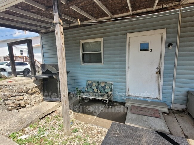 Building Photo - 345 Prosperity Rd
