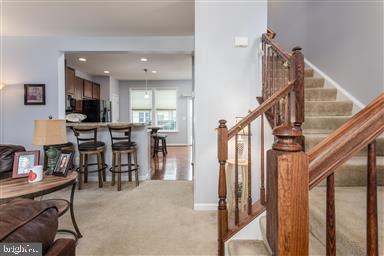 Building Photo - 250 Schramm Lp