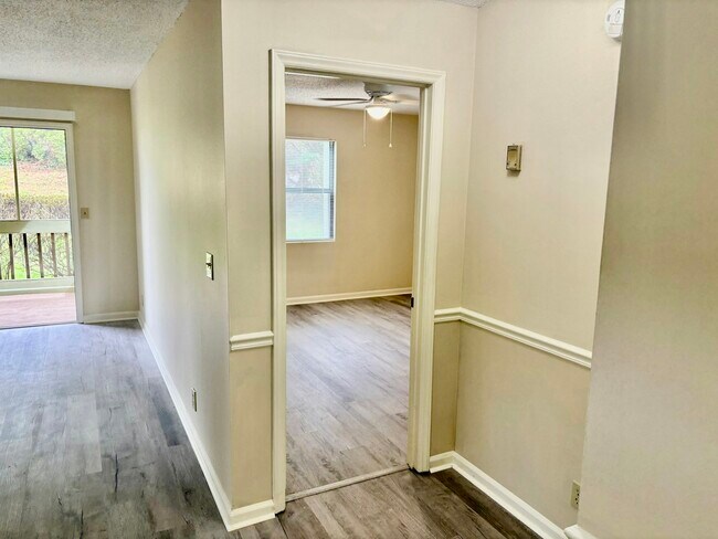 Building Photo - 110 Heywood Rd