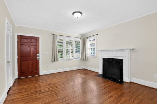 Building Photo - Well Maintained 2BD/1BA Brick Home in Charlotte, NC!