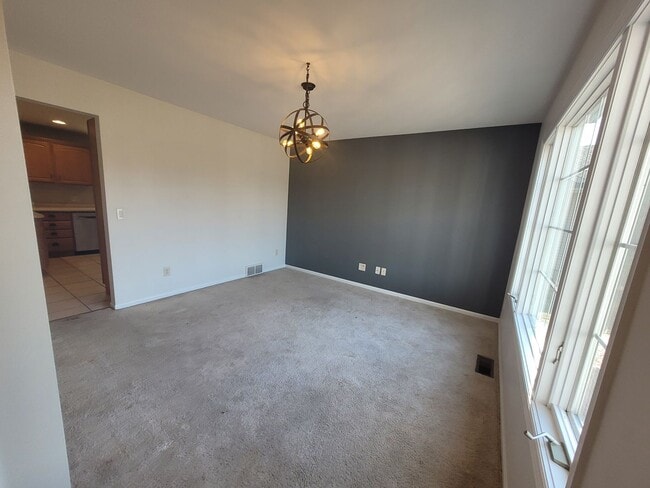 Building Photo - 2255 Vesterheim St