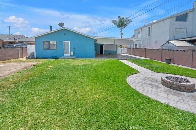 Building Photo - 7945 Hondo St