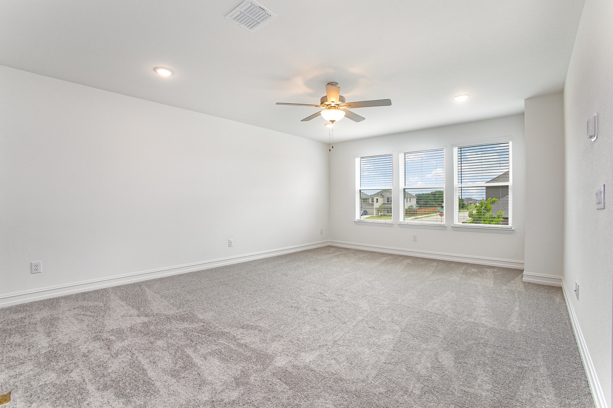 Building Photo - 345 Rosemoor Pl
