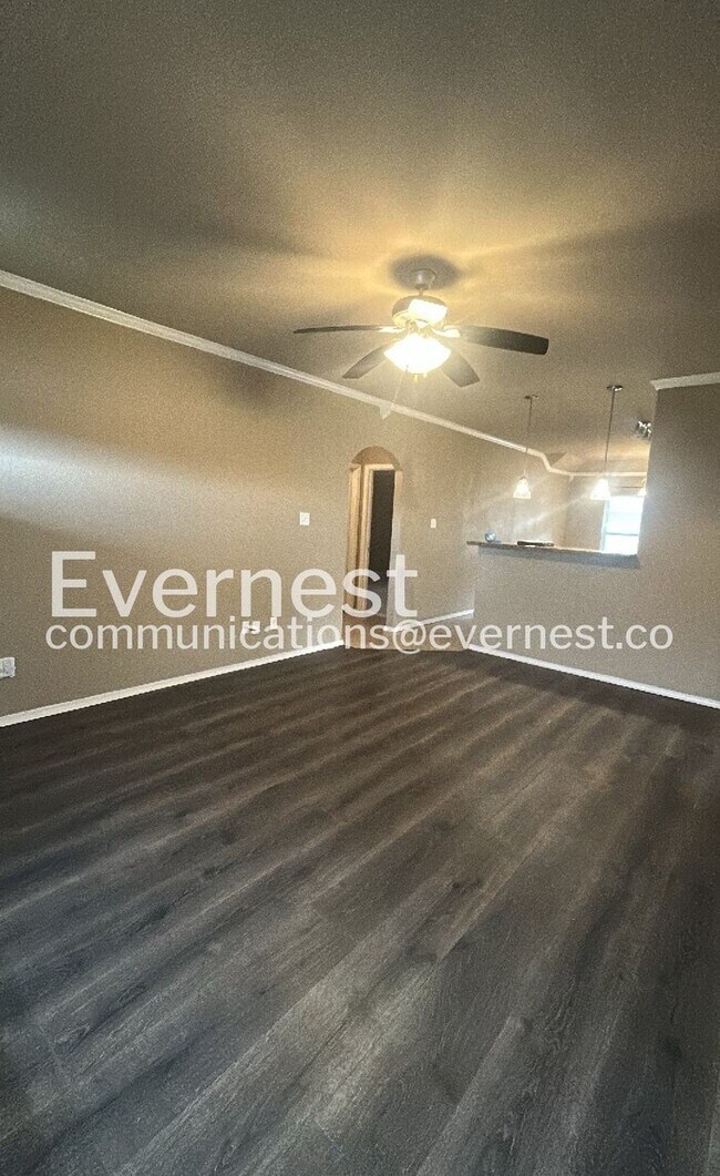 Building Photo - 12009 Big Ridge Cir