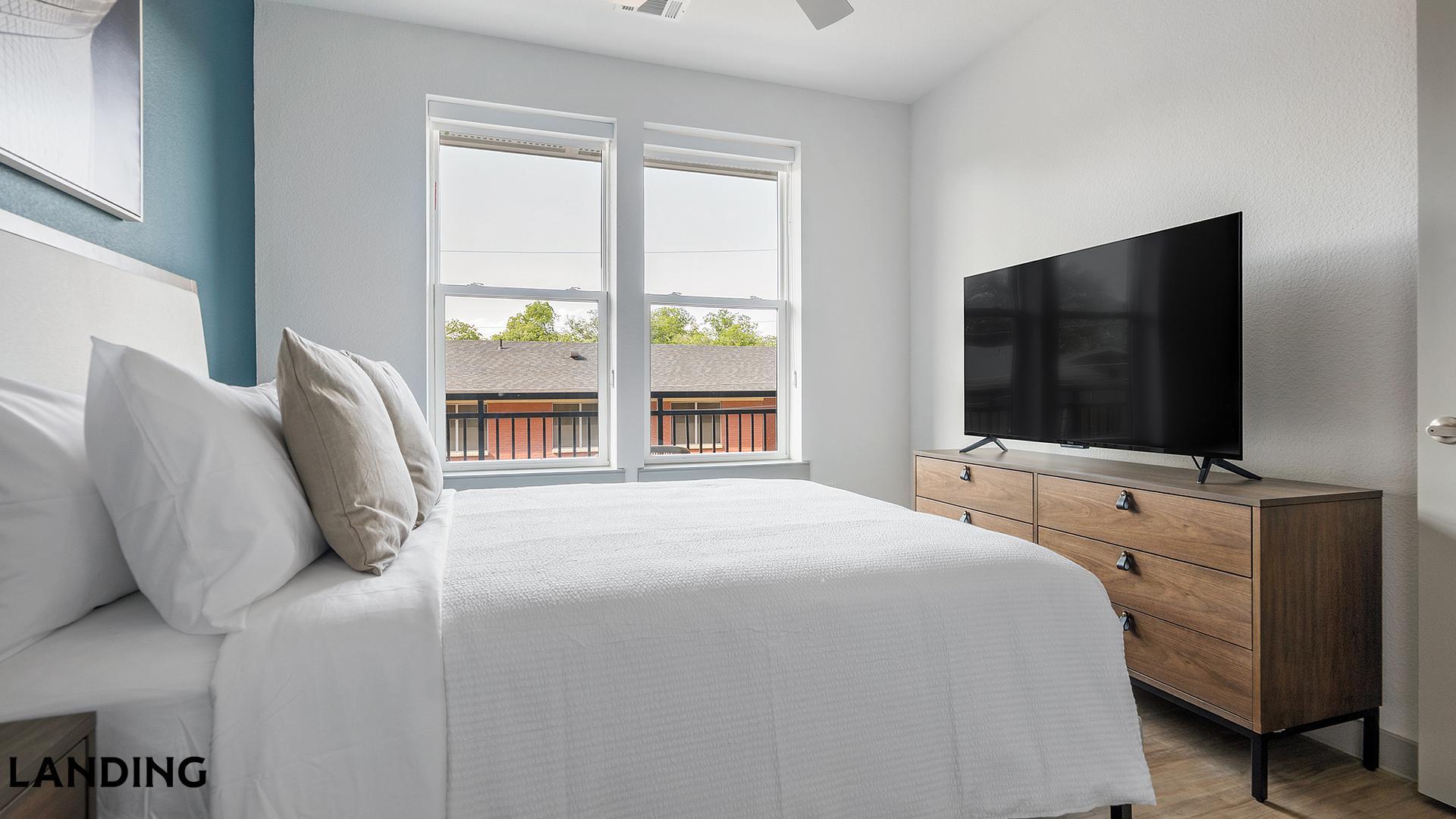 Building Photo - 3706 Goodwin Ave