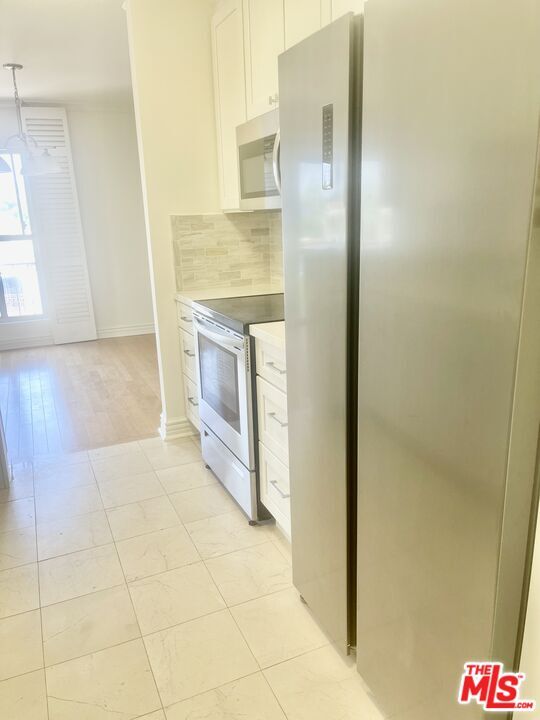 Building Photo - 1097 S Bedford Dr