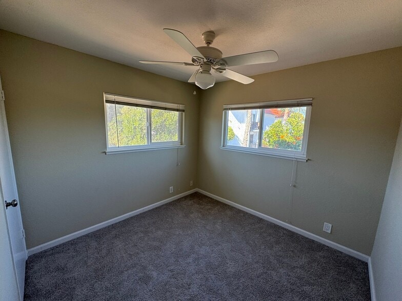 Building Photo - 140 Spanish Moss Pl