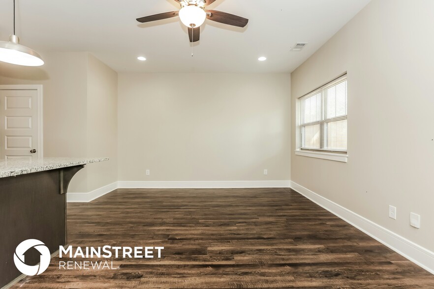 Building Photo - 110 Hartsville Ct