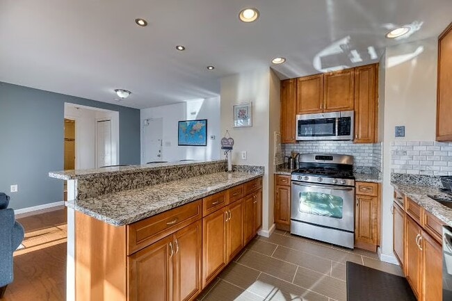 Building Photo - 4420 Briarwood Ct N
