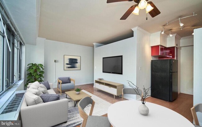 Building Photo - 1711 Massachusetts Ave NW