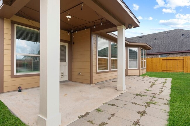Building Photo - 19415 Bronte Springs Court