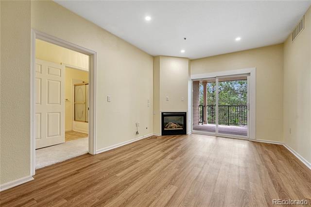 Building Photo - 2896 W Riverwalk Cir