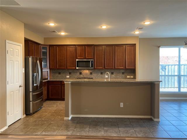 Building Photo - 615 Lone Ridge Way
