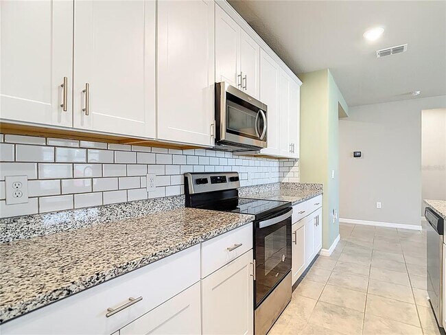 Building Photo - 928 Cambridge Dr