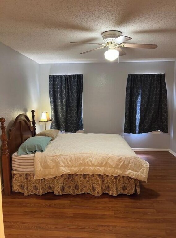 Building Photo - 1109 Palomino Dr