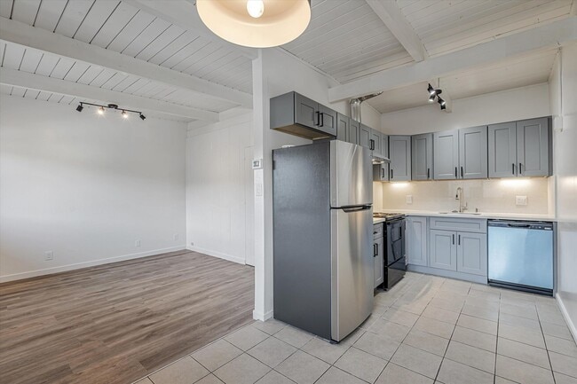 Building Photo - Newly Remodeled 1BD/1BA Near Del Norte BART w/ Parking & Modern Finishes | El Cerrito