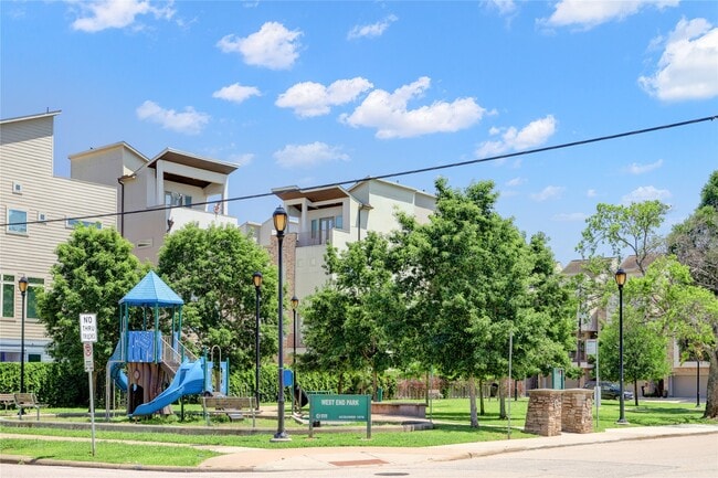 Building Photo - 4511 Maxie St