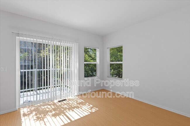 Building Photo - 16090 SW Audubon St