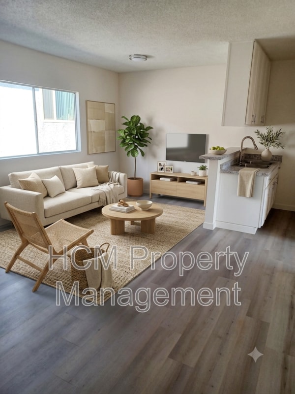 Building Photo - 10237 Fernglen Ave