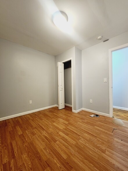 205 Union St 12 - 204 Union St