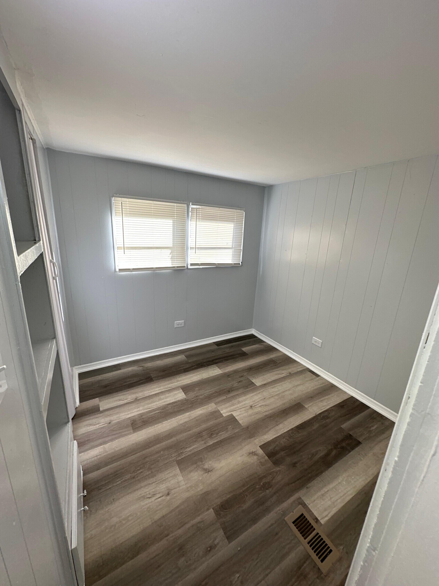 Building Photo - 7663 Bentwillow Dr