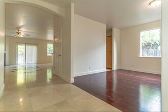 Building Photo - 1727 Wingfoot Dr
