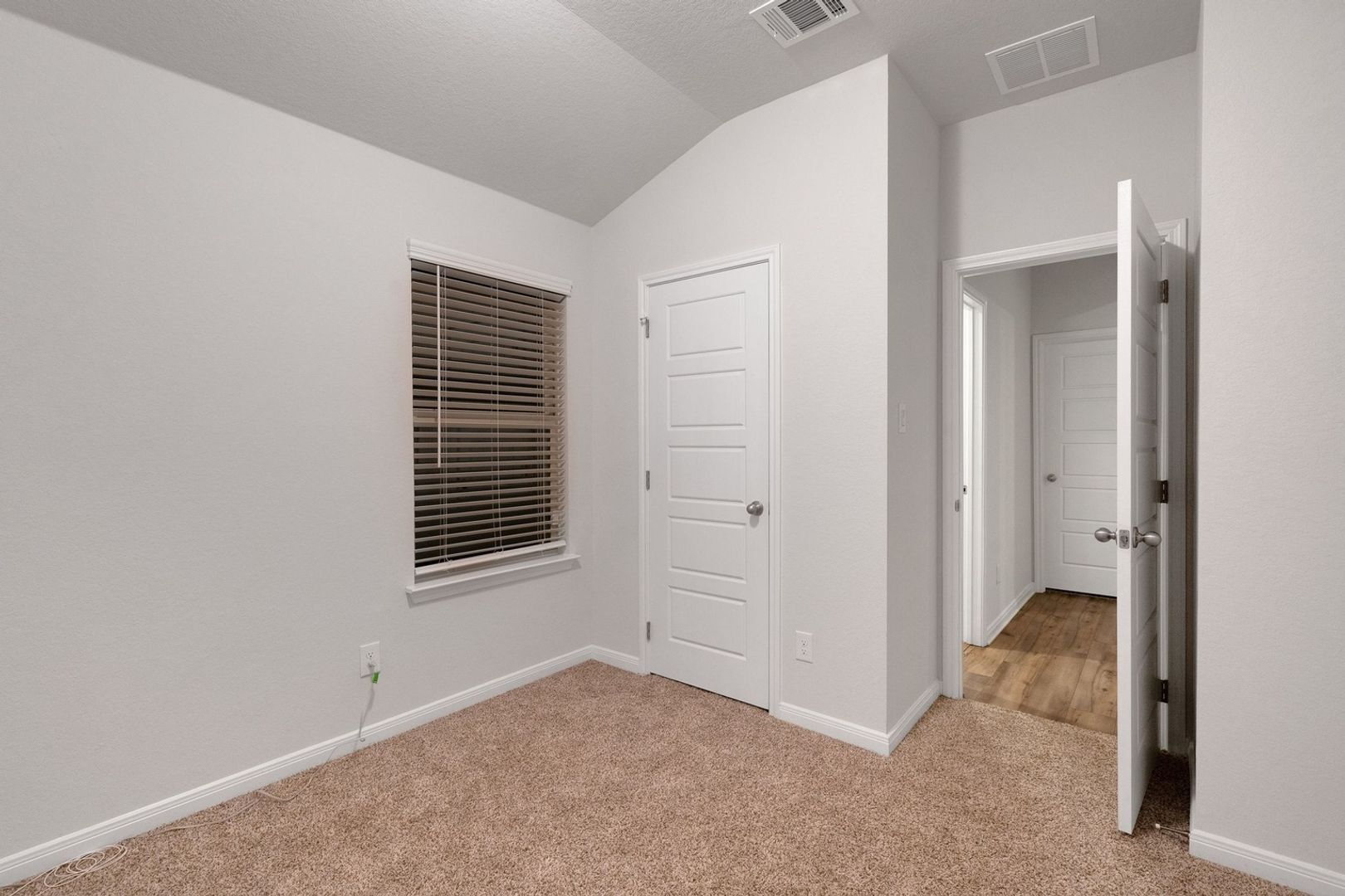 Building Photo - 3025 Charyn Wy
