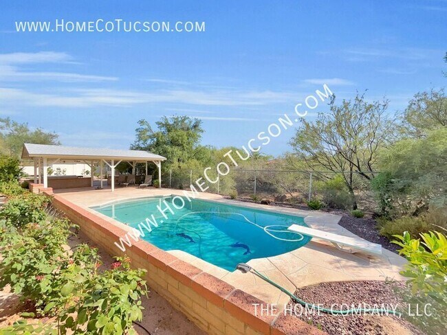 Building Photo - 8628 N Placita Del Cardo