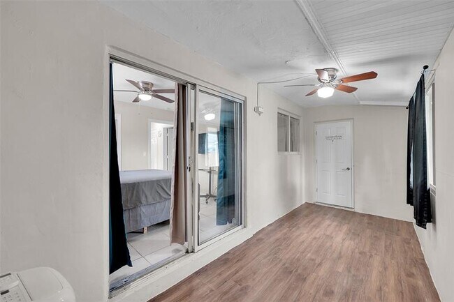 Building Photo - 131 NW 57th St