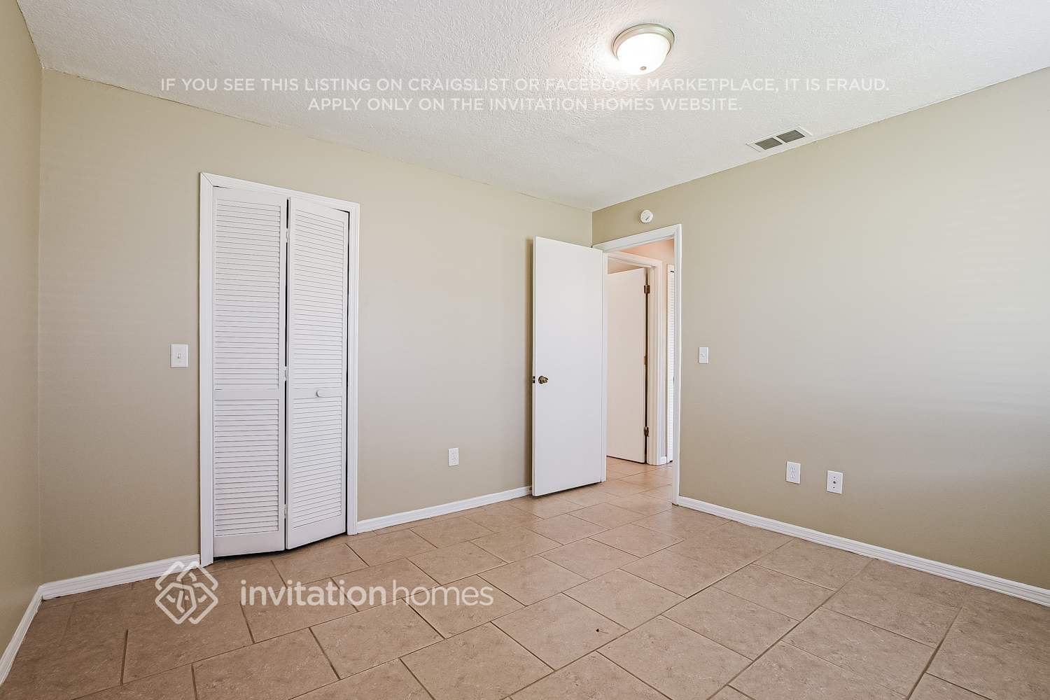 Building Photo - 3196 Sky St