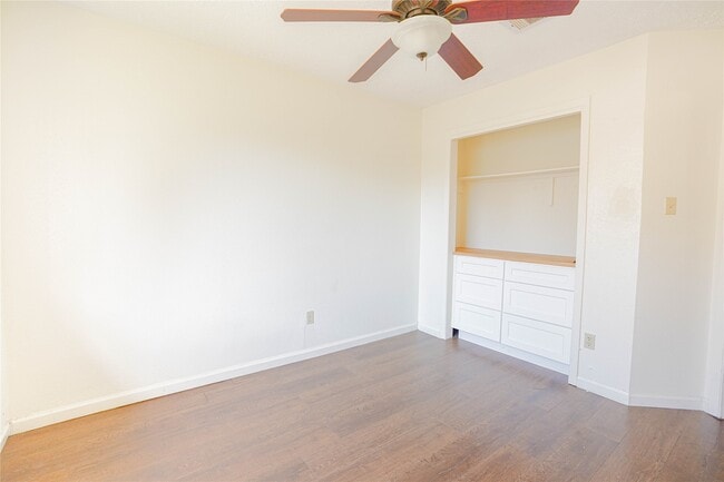 Building Photo - 2643 Indian Trail Dr