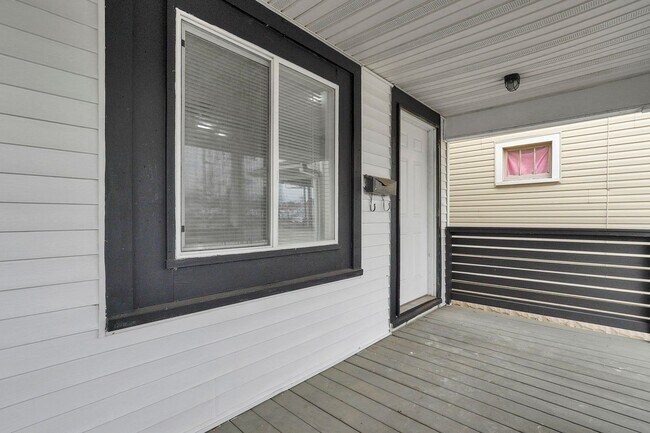 Building Photo - 1867-1869 Cleveland Ave