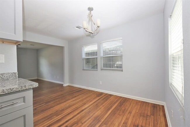Building Photo - 3412 Blodgett St