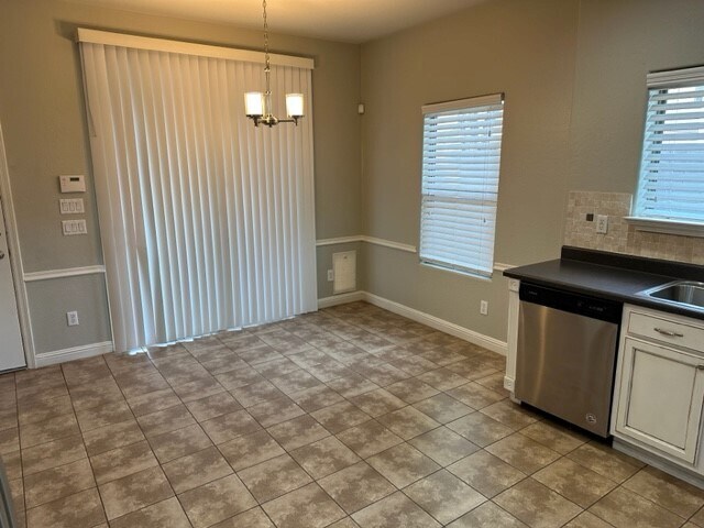 Building Photo - 1206 E Boston St