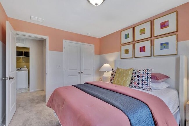 Building Photo - Lavanya Townhouse Arberdene