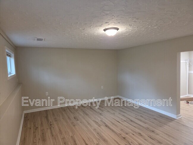 Building Photo - 3623 Bolamo Dr